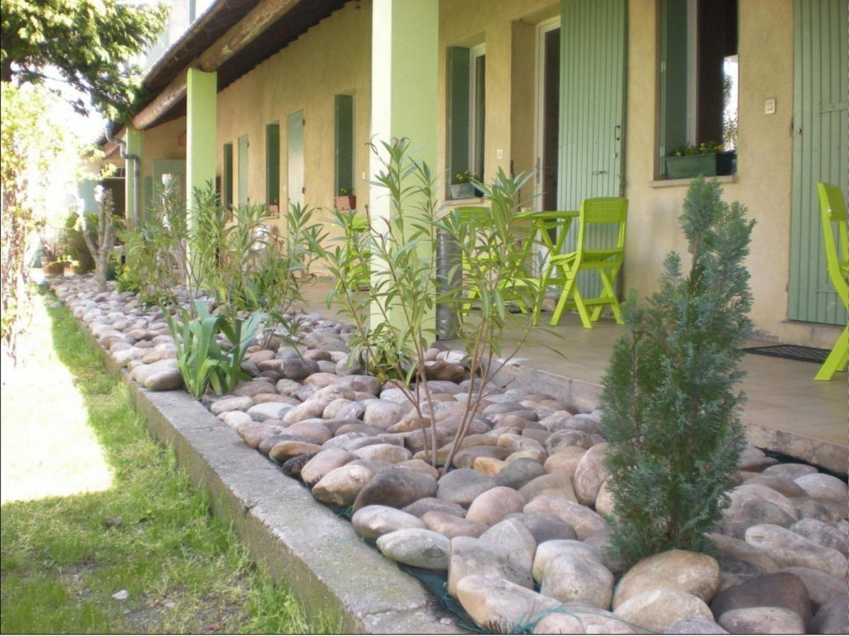 Au Saint Roch - Hotel Et Jardin Aviñón Habitación foto